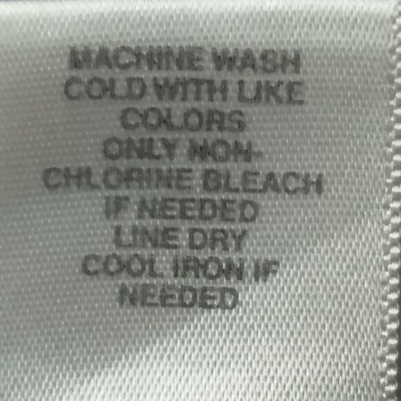 Christopher & Banks woman's shirt - Picture 7 of 9